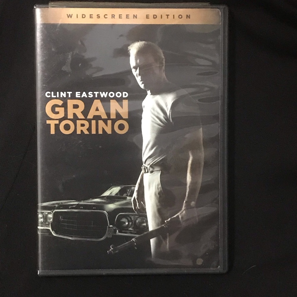 Clint Eastwood Gran Torino Widescreen Edition - Black & Gold and True Crime